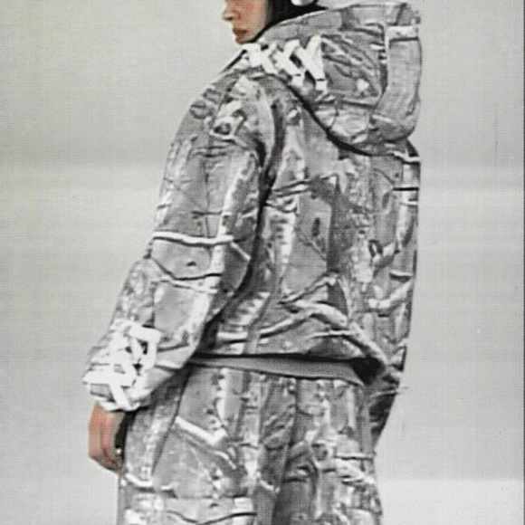 NAMED COLLECTIVE HOODIE W DOUBLE ZIP - Picture 3 of 3